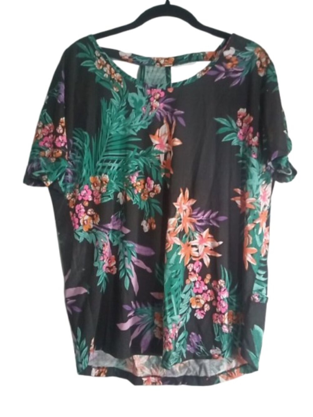 Xersion Top Women's Sz L Tropic Black Floral Mix Round Neck Bar Cutout Back